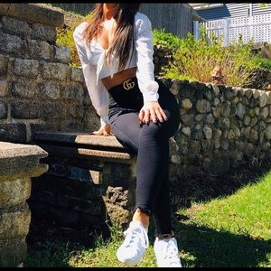 White tie front crop top